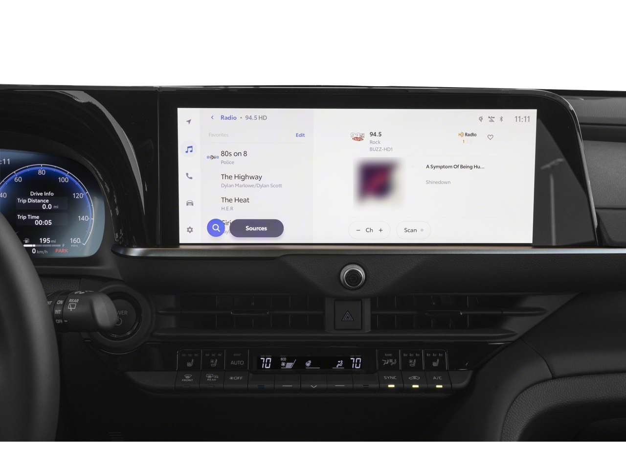 2025 Toyota Crown Signia Limited