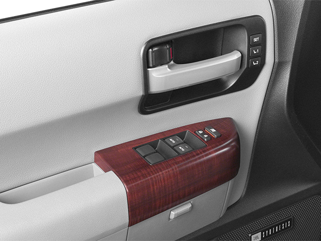 2014 Toyota Sequoia SR5 5.7L