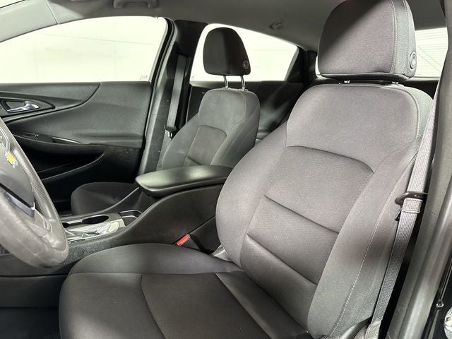 2022 Chevrolet Malibu LS 1LS