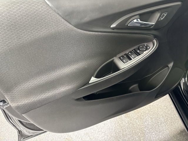 2022 Chevrolet Malibu LS 1LS