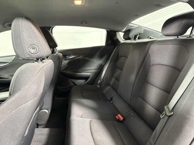 2022 Chevrolet Malibu LS 1LS