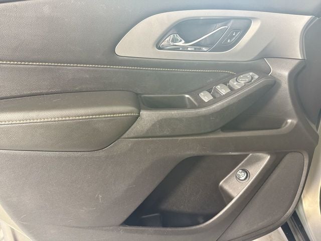 2018 Chevrolet Traverse LT Cloth w/1LT