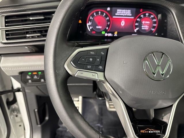 2024 Volkswagen Atlas 2.0T Peak Edition SE w/Technology