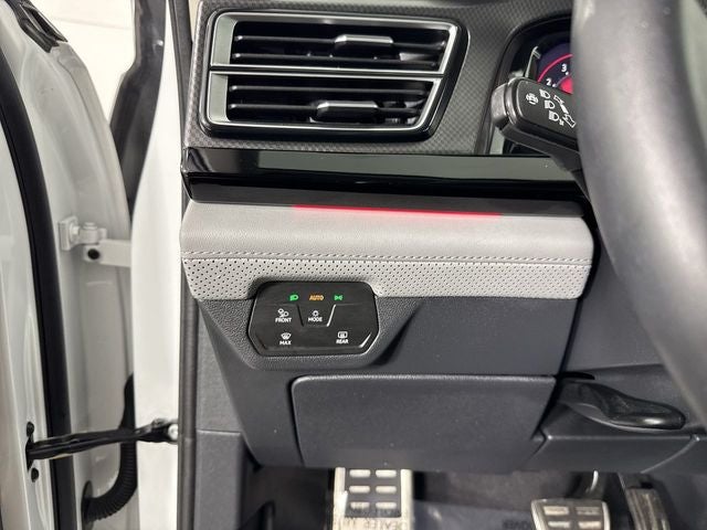 2024 Volkswagen Atlas 2.0T Peak Edition SE w/Technology