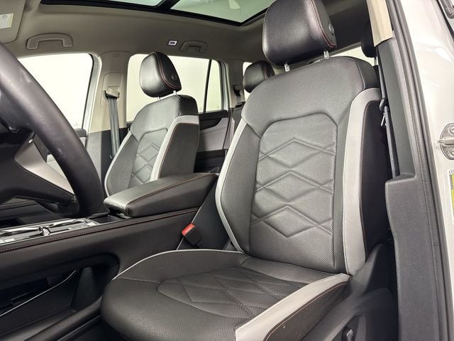 2024 Volkswagen Atlas 2.0T Peak Edition SE w/Technology
