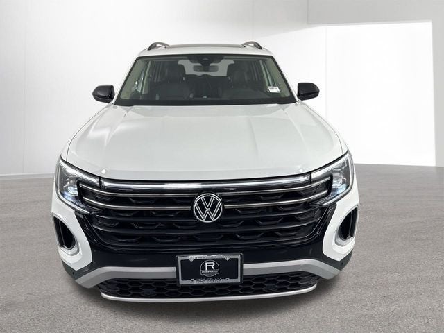 2024 Volkswagen Atlas 2.0T Peak Edition SE w/Technology