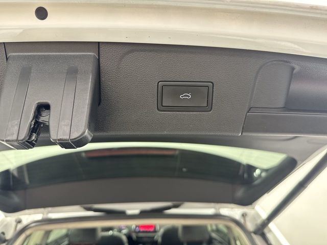 2024 Volkswagen Atlas 2.0T Peak Edition SE w/Technology