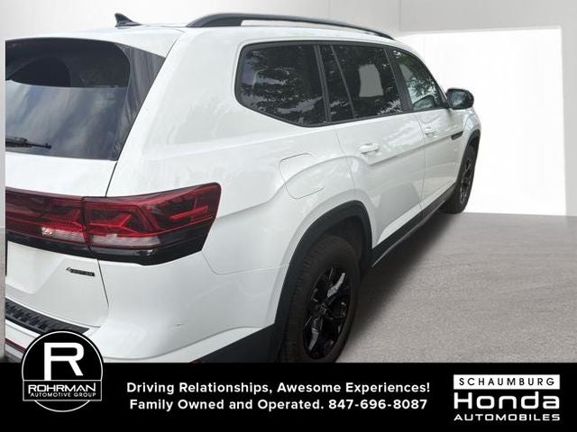 2024 Volkswagen Atlas 2.0T Peak Edition SE w/Technology