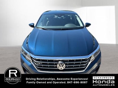 2020 Volkswagen Passat 2.0T R-Line