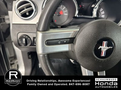 2005 Ford Mustang GT Deluxe