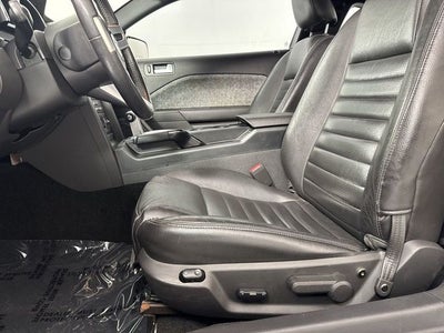 2005 Ford Mustang GT Deluxe