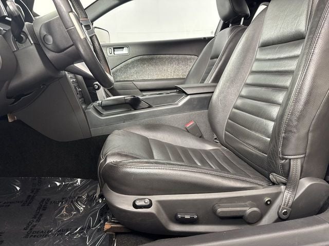 2005 Ford Mustang GT Deluxe