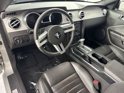 2005 Ford Mustang GT Deluxe