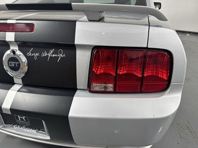 2005 Ford Mustang GT Deluxe