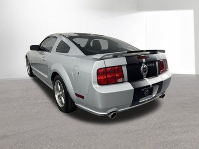 2005 Ford Mustang GT Deluxe