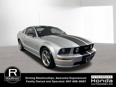 2005 Ford Mustang GT Deluxe