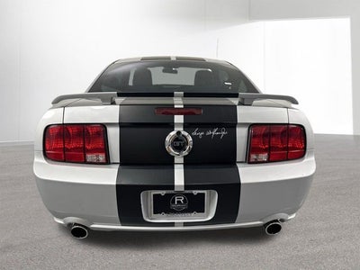 2005 Ford Mustang GT Deluxe