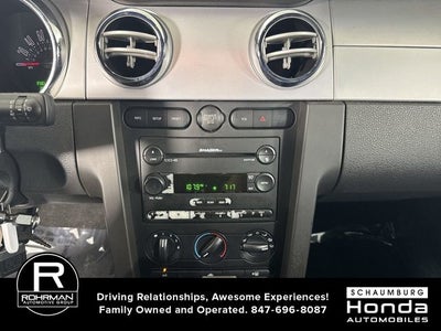 2005 Ford Mustang GT Deluxe
