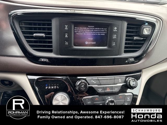 2017 Chrysler Pacifica Touring