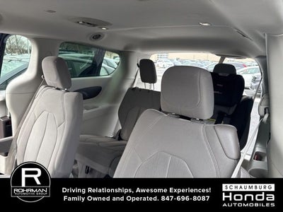 2017 Chrysler Pacifica Touring