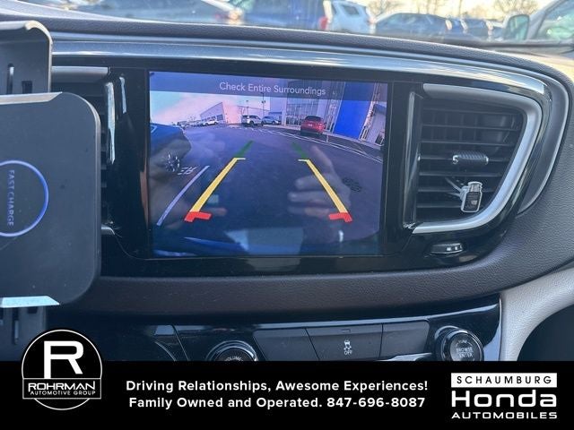 2017 Chrysler Pacifica Touring