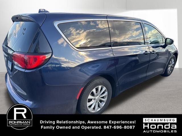 2017 Chrysler Pacifica Touring