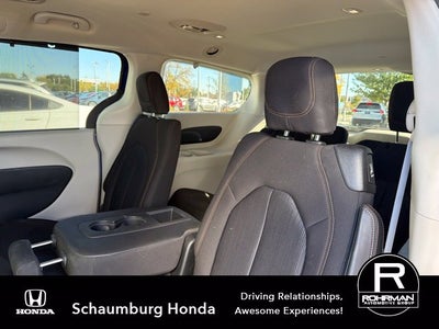 2020 Chrysler Pacifica Touring