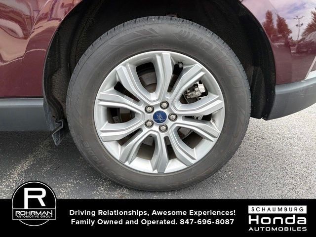 2022 Ford Edge Titanium