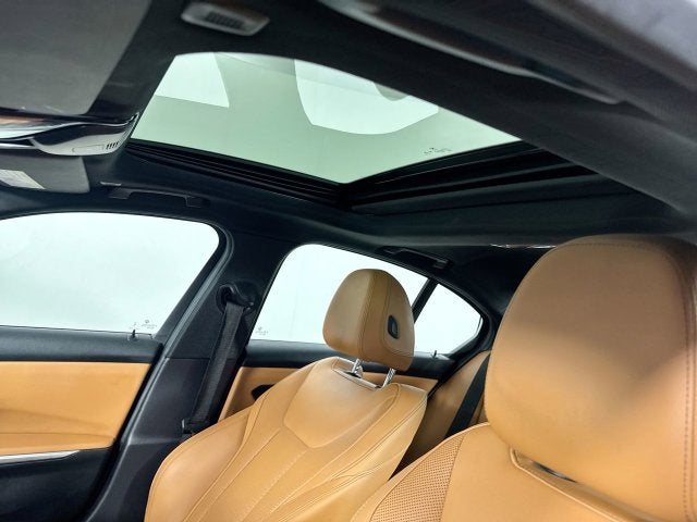 2024 BMW 3 Series 330i xDrive
