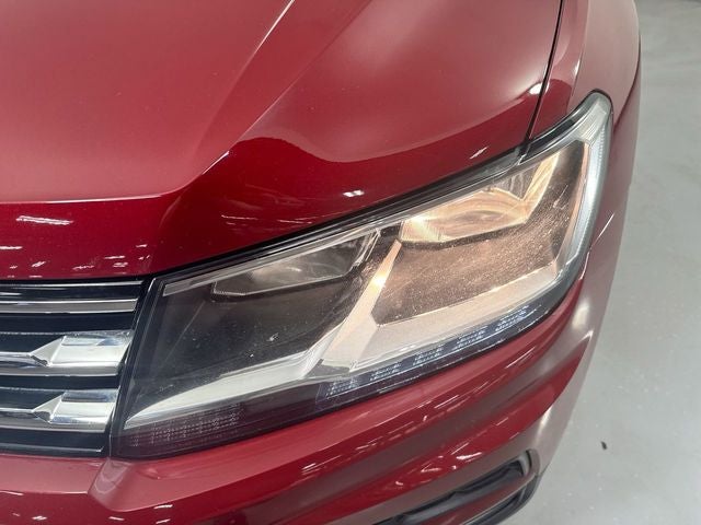 2018 Volkswagen Tiguan 2.0T SEL 4Motion