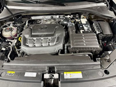 2024 Volkswagen Tiguan 2.0T SE R-Line Black