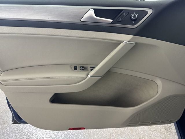 2015 Volkswagen Golf TSI SE 4-Door