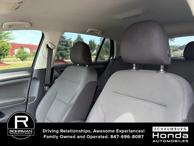 2016 Volkswagen Golf TSI S 4-Door