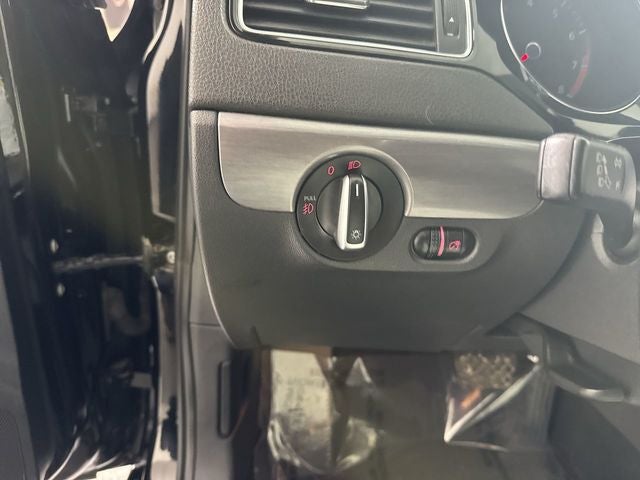 2016 Volkswagen Jetta 1.8T Sport