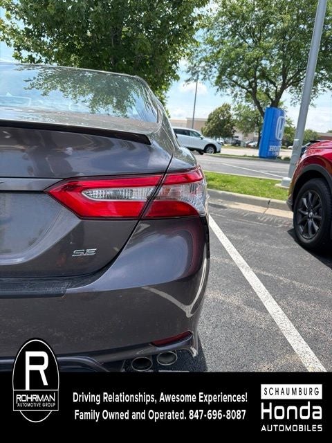 2018 Toyota Camry SE