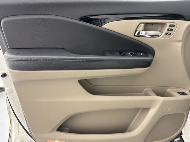 2019 Honda Pilot Touring 8 Passenger