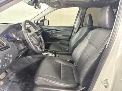 2022 Honda Pilot Touring 8 Passenger