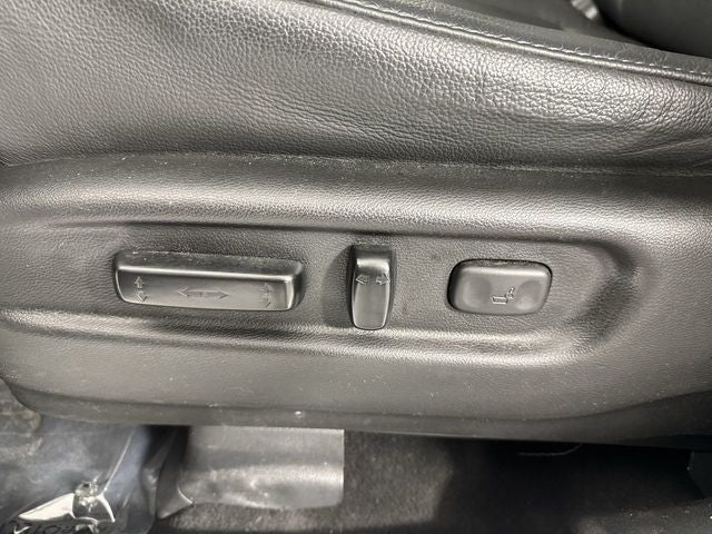 2022 Honda Pilot Touring 8 Passenger