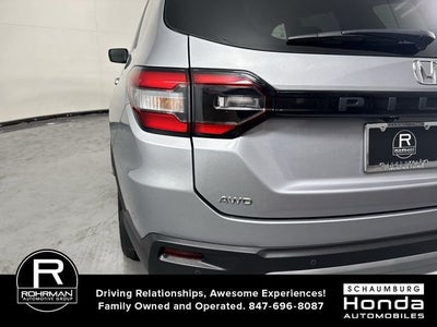 2023 Honda Pilot EX-L 8 Passenger