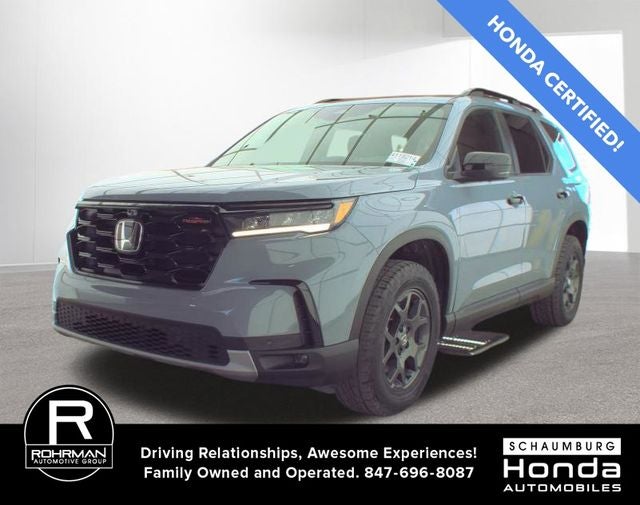 2025 Honda Pilot TrailSport AWD's photo