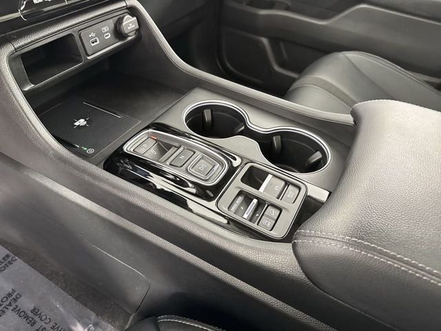 2023 Honda Pilot Touring - Photo 17