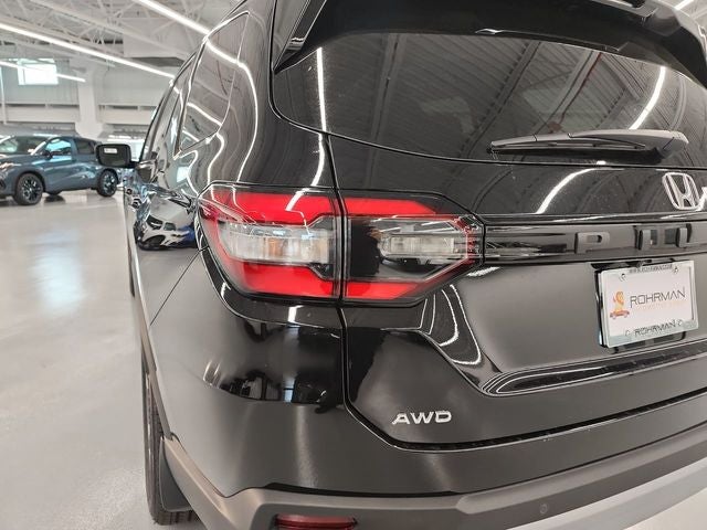 2025 Honda Pilot Elite