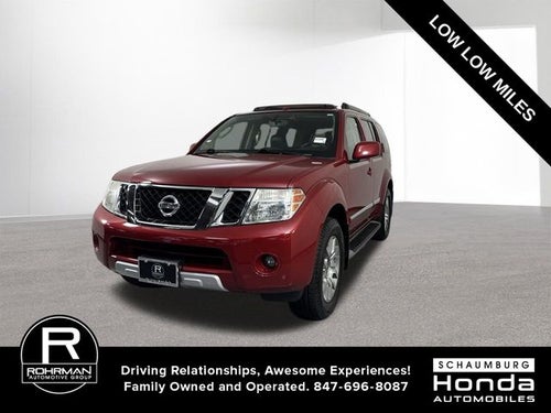 2010 Nissan Pathfinder LE