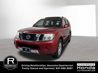 2010 Nissan Pathfinder LE