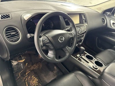 2016 Nissan Pathfinder Platinum