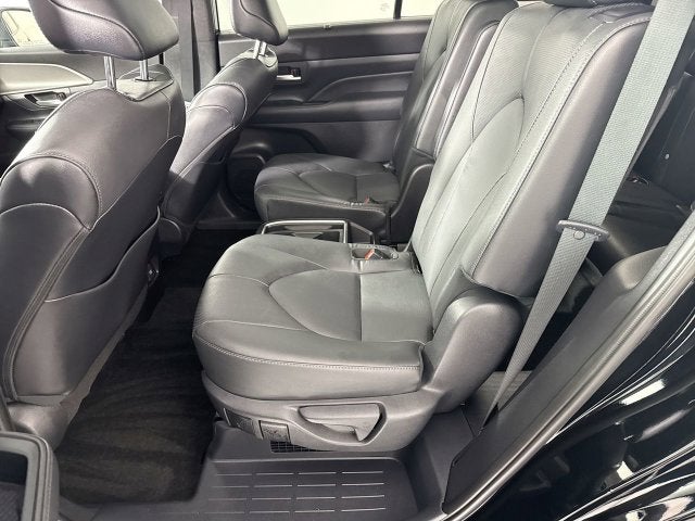 2026 Toyota Grand Highlander Hybrid Nightshade Edition