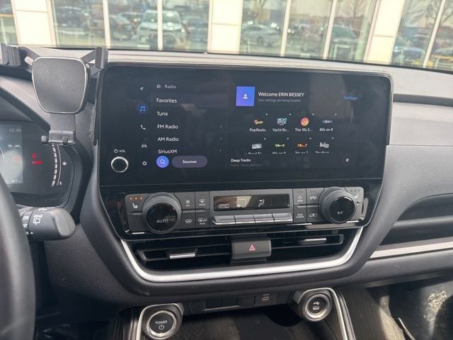 2025 Toyota Grand Highlander Hybrid XLE