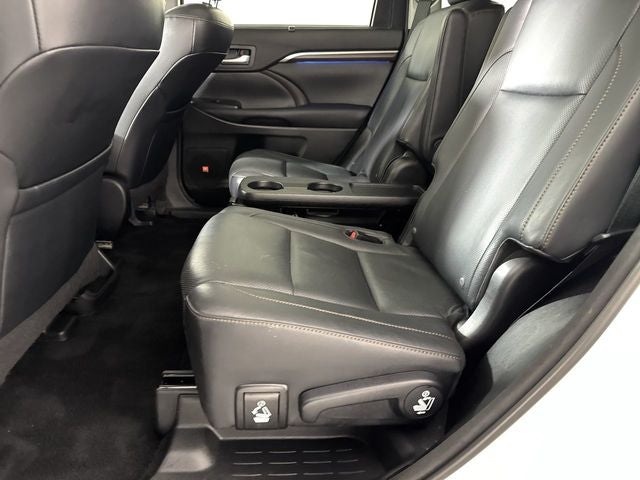 2016 Toyota Highlander Limited Platinum V6