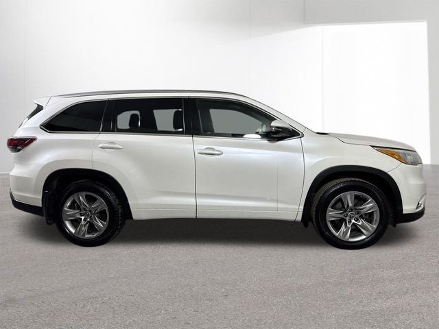 2016 Toyota Highlander Limited Platinum V6