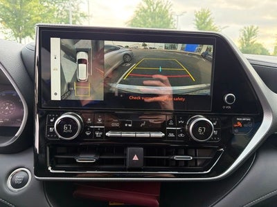 2026 Toyota Highlander Platinum
